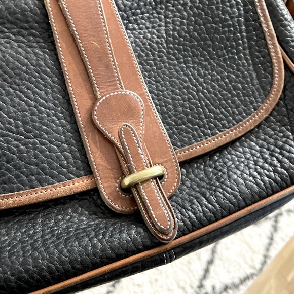 Vintage 90s Dooney & Bourke black crossbody purse - Picture 3 of 15